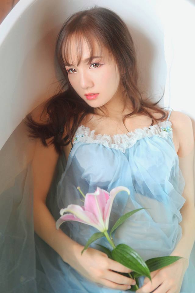 分析！浴室少女20“夏花依旧”