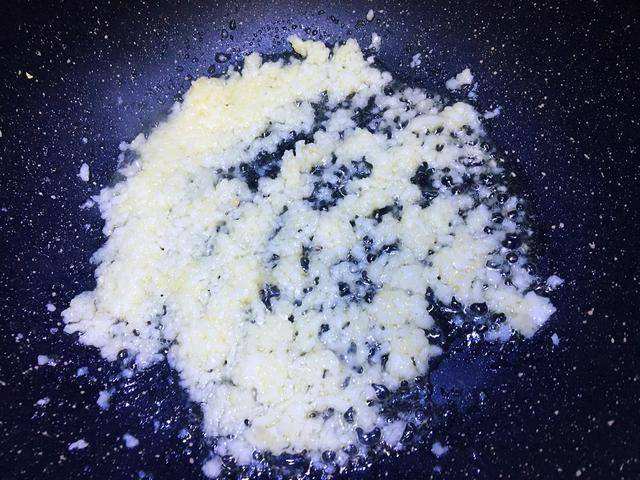 讲解！吃鲍鱼主要吃头还是足“一抹红尘”