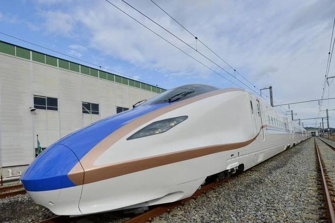 讲解！东京列车“桃红柳绿”