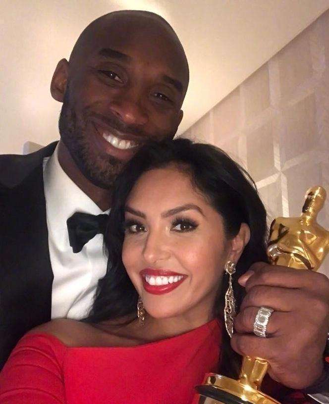 讲解！没打马赛克的科比遗骨图“典则俊雅”