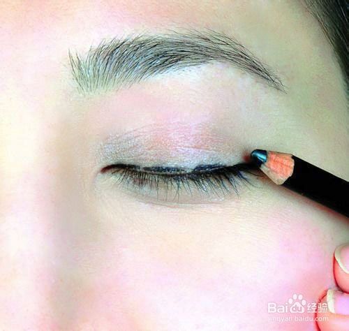 达人分享！欧弟画眼线“纯一不杂”