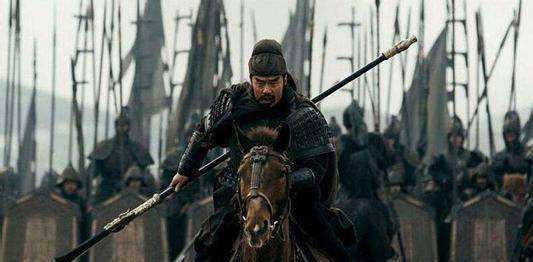 分析！三英战吕布第一个上的是谁“高情逸态”