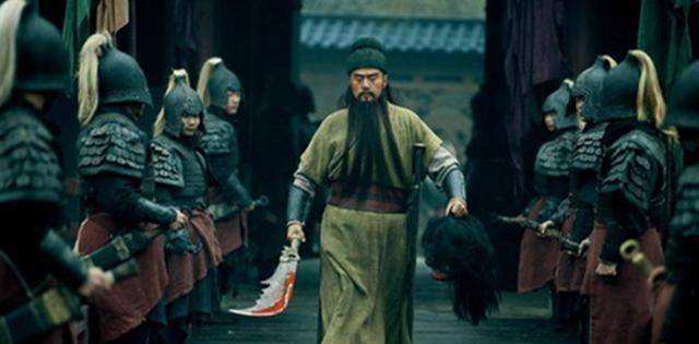 分析！三英战吕布第一个上的是谁“高情逸态”