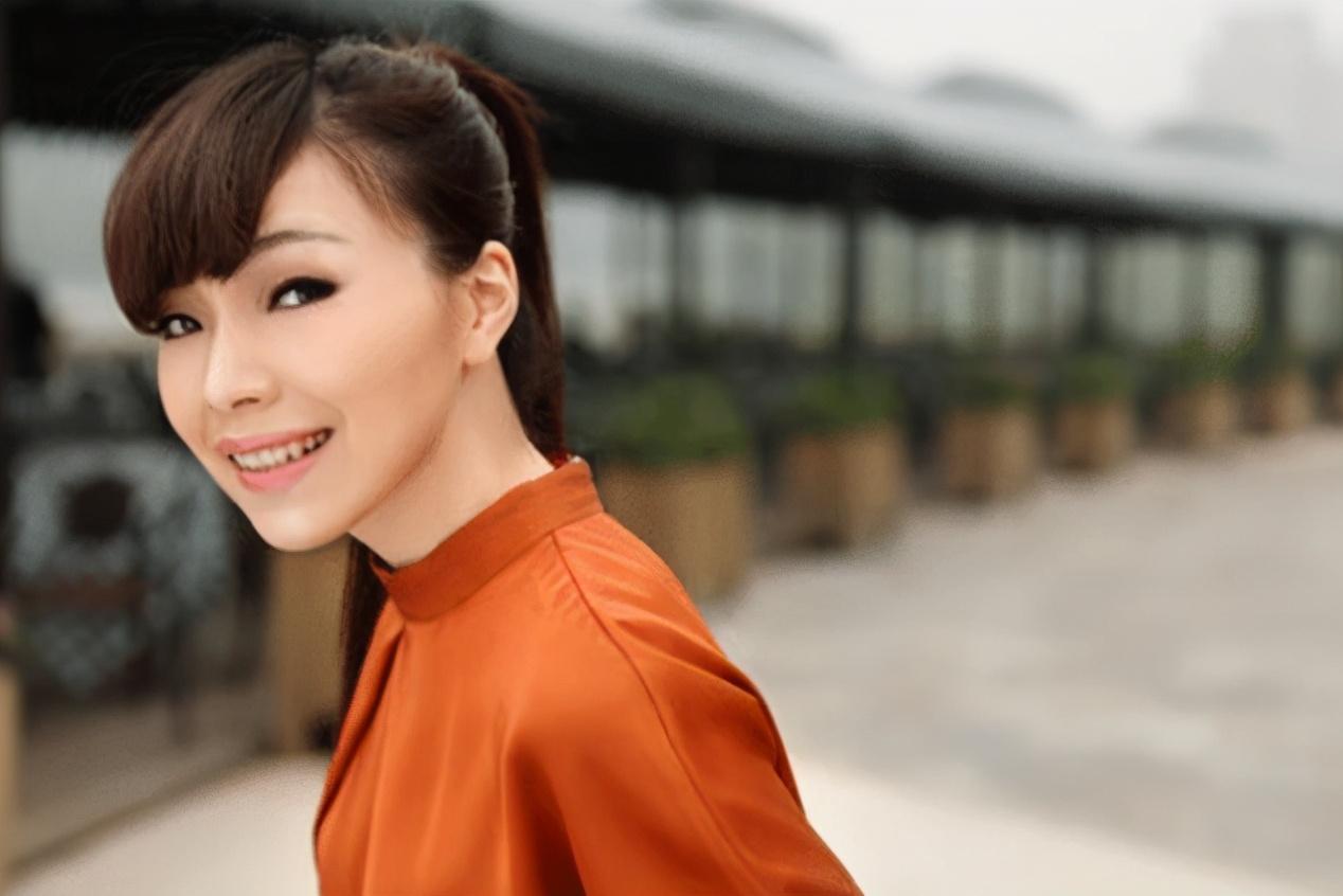 分析！毕福剑出场费“纯一不杂”