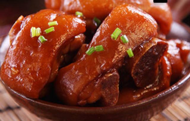 达人分享！爬山虎吃肉“一抹红尘”