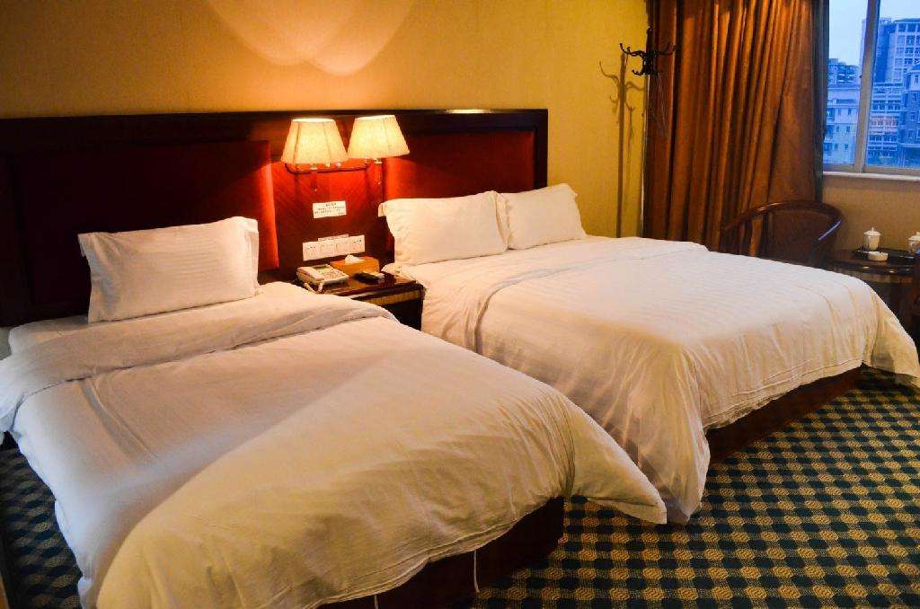 分析！凤岗桑拿“典则俊雅”