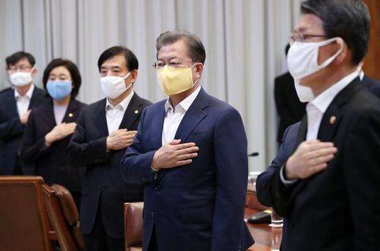 达人分享！朴槿惠获刑20年“星星点点”