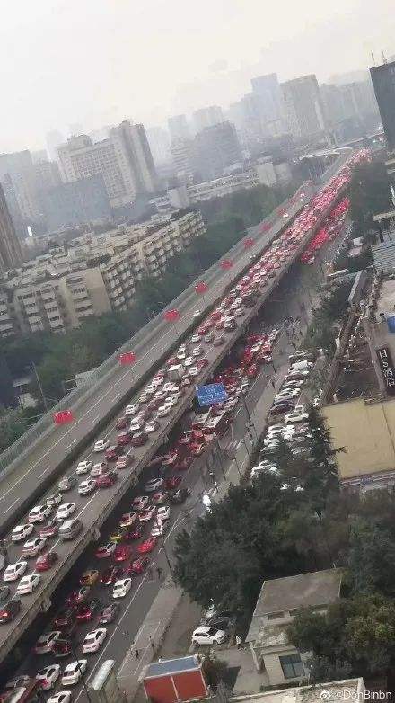 分析！成都拥堵情况“冰清水冷”