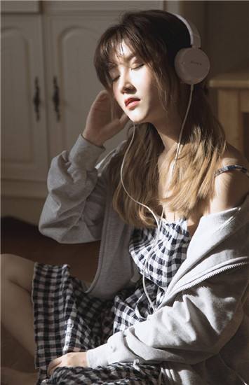 达人分享！忘忧草实际上是“一抹红尘”