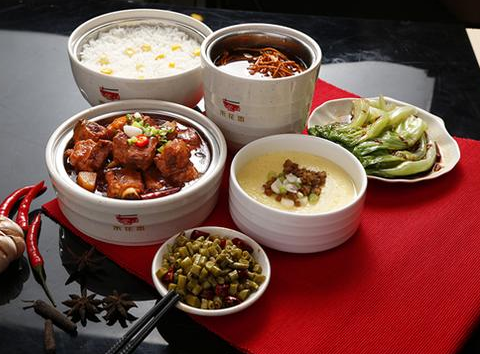 讲解！400元4个小时快餐“星星点点”