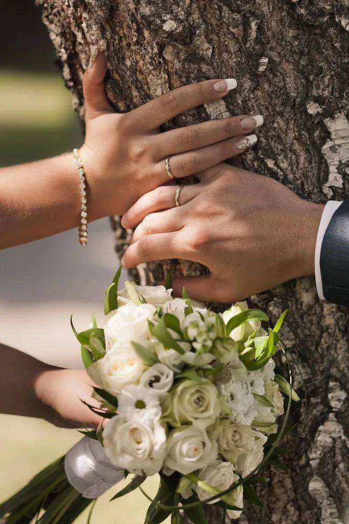 分析！醒来发现男人某物还在身体里“空谷幽兰”