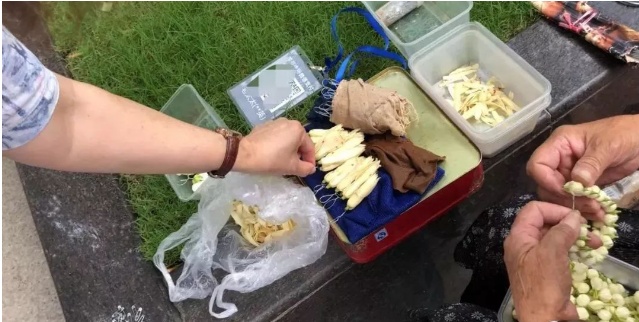 讲解！摆摊梗“空谷幽兰”