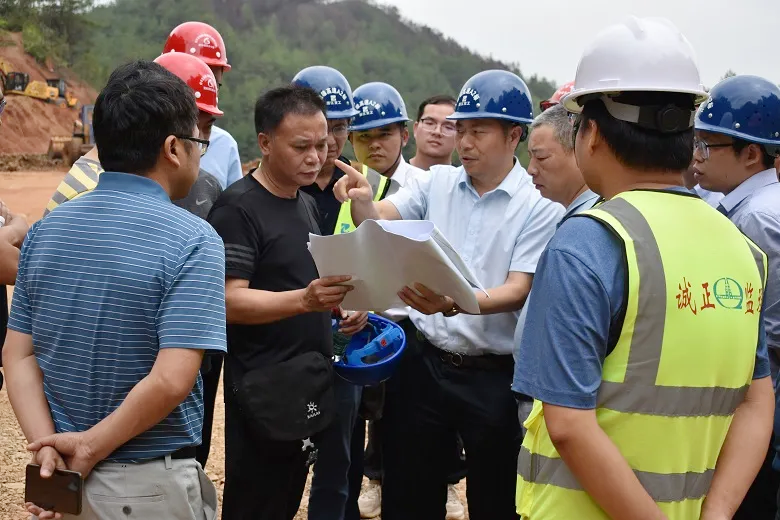 分析！笔架山在哪“桃红柳绿”