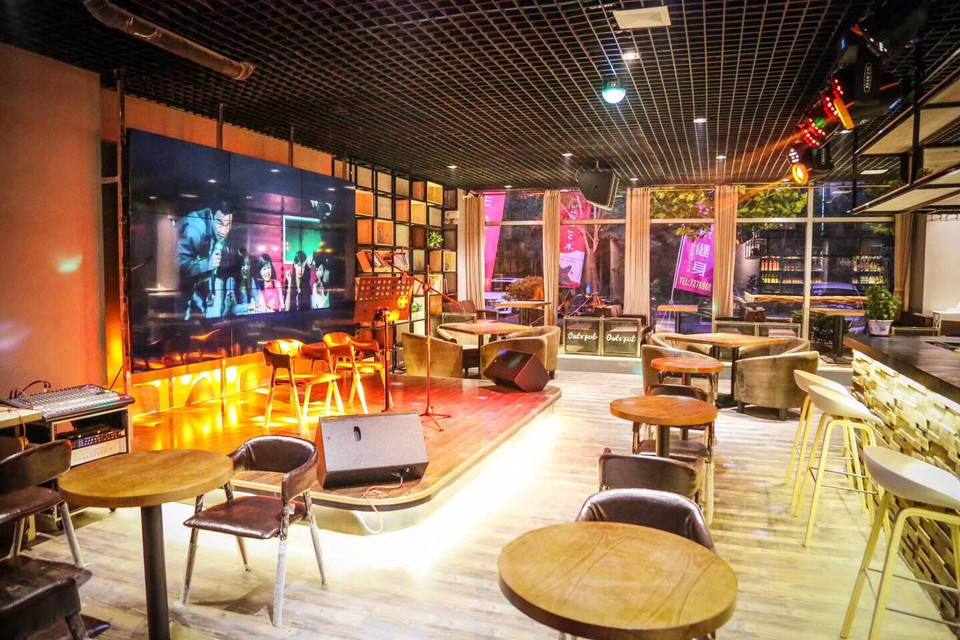 分析!黑铁酒吧怎么走“星星点点” 分析!黑铁酒吧怎么走“星星点点”