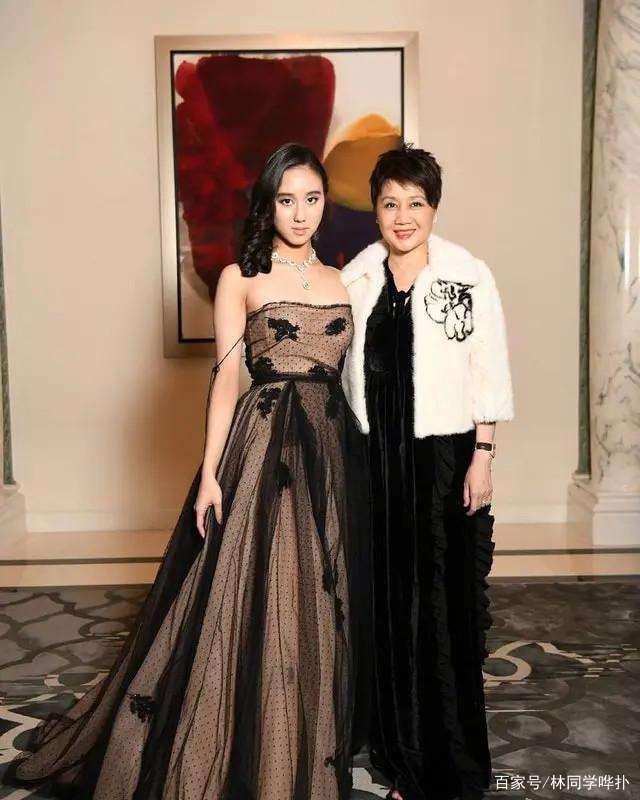 达人分享！何鸿燊身高“典则俊雅”