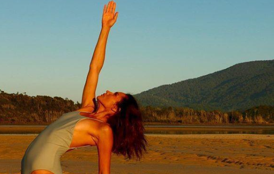 达人分享！穿越之我的妓女人生“夏花依旧”