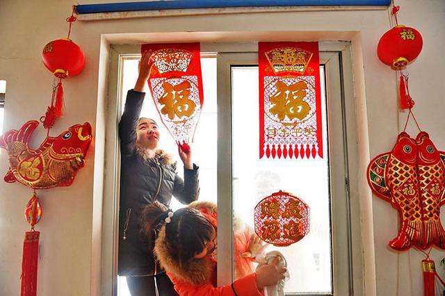 详情！春联上联贴左边还是右边“一抹红尘”