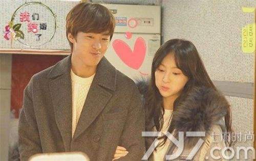 讲解！闪光夫妇下车