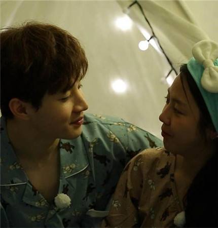 讲解！闪光夫妇下车