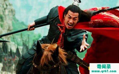 讲解！三英战吕布第一个上的是谁