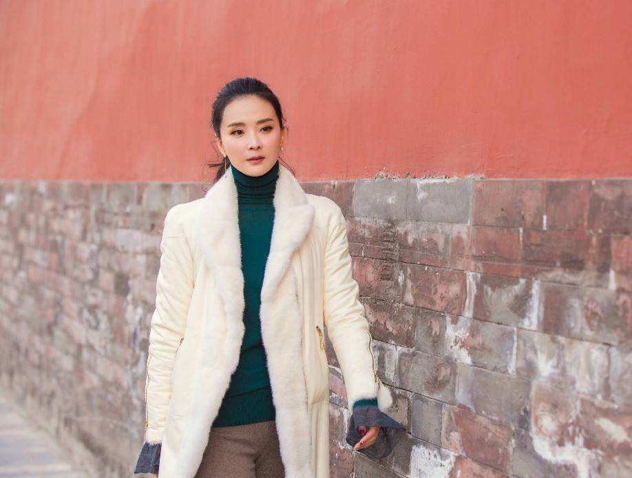 讲解！王艳王烁“桃红柳绿”