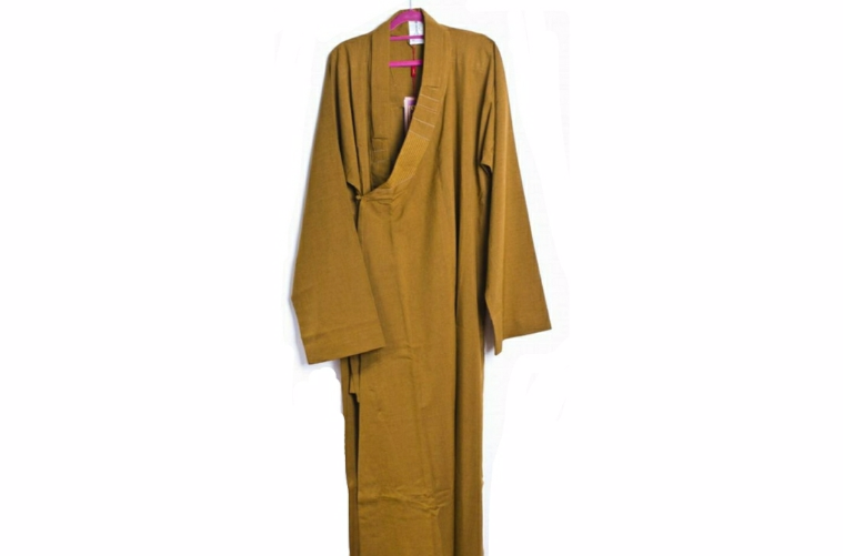 分析！巴黎僧服