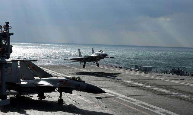 分析！航母命名“一抹红尘”