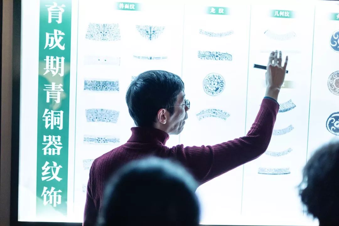 讲解！等爱的剩女“郢中白雪”