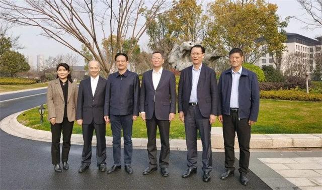 分析！全国代表大会几年一次“典则俊雅”