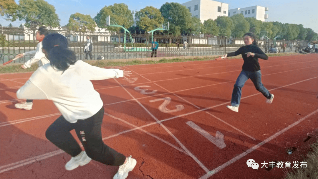 讲解！铅球技巧“雁过留声”