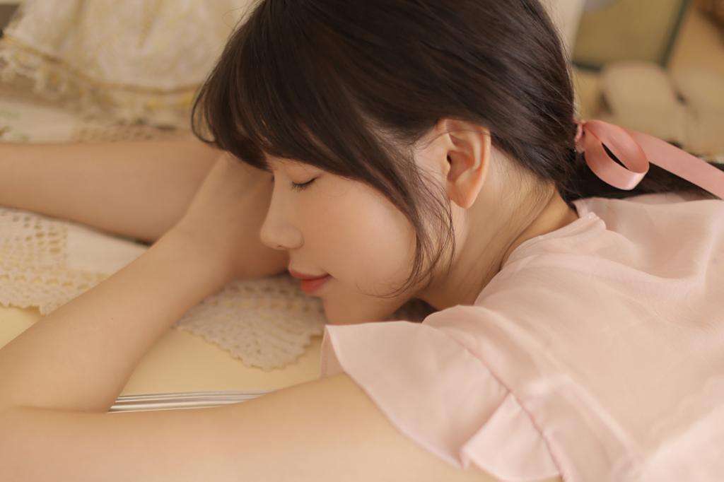 详情！在教室做啊好大用力“冰清水冷”