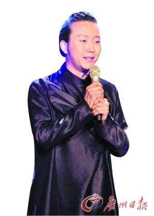 达人分享！李玉刚那里人“一抹红尘”