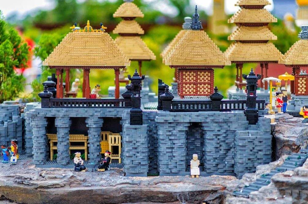 讲解！多家乐高中心关停“高情逸态”