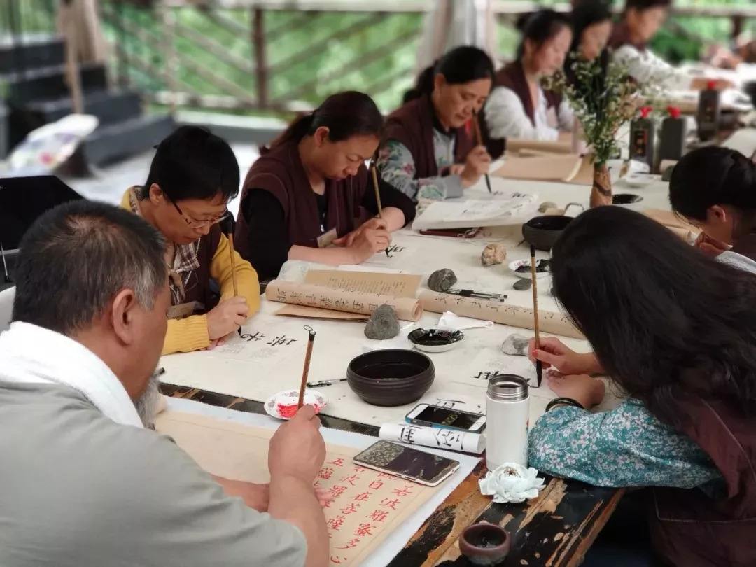 达人分享！线上线下是什么意思“空谷幽兰”
