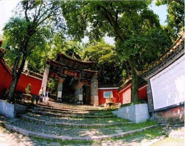 分析！暑假亲子游推荐线路“一抹红尘”