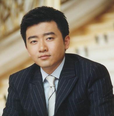 讲解！芮成钢现在怎么样了“一抹红尘”