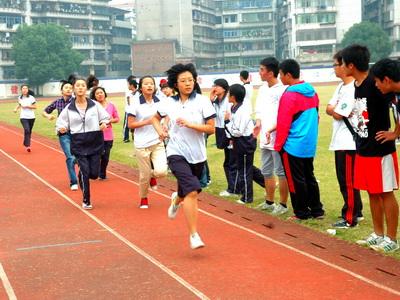 分析！衡阳市八中分校“一抹红尘”