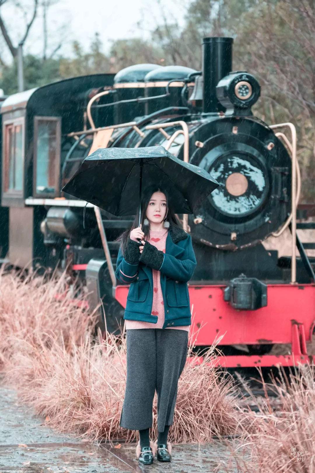 详情！400元4个小时快餐“夏花依旧”