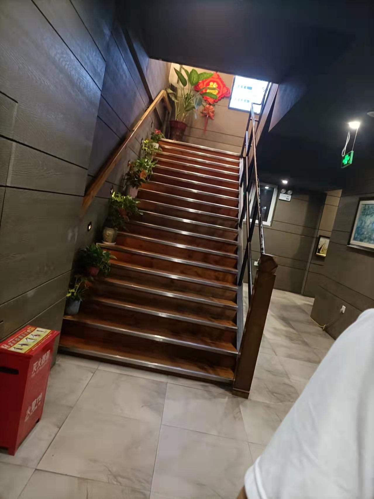 达人分享！300元3小时服务“高情逸态”