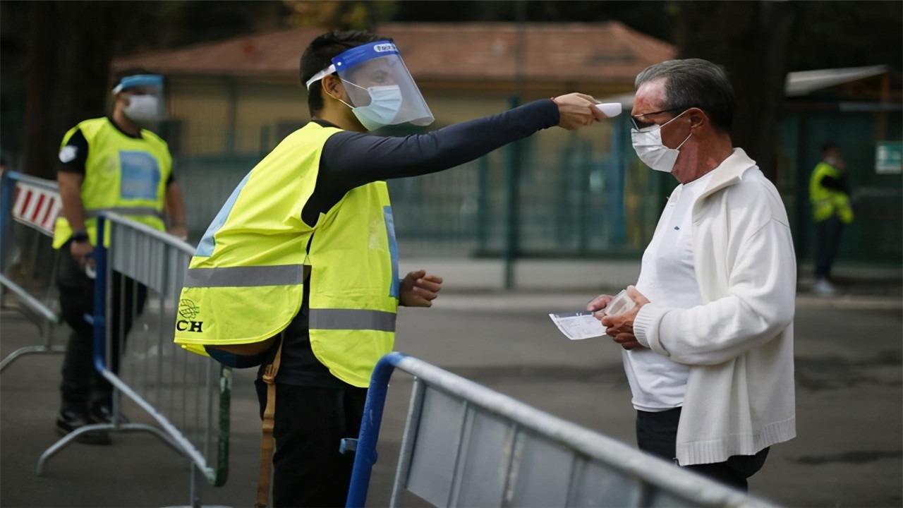 达人分享！预计11月二次疫情爆发“纯一不杂”