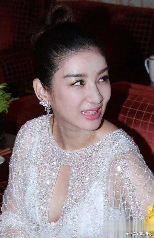 分析！黄奕老公姜凯