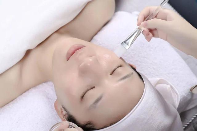 分析！果酸换肤霜“典则俊雅”