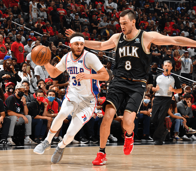 详情！特雷杨阿里扎冲突