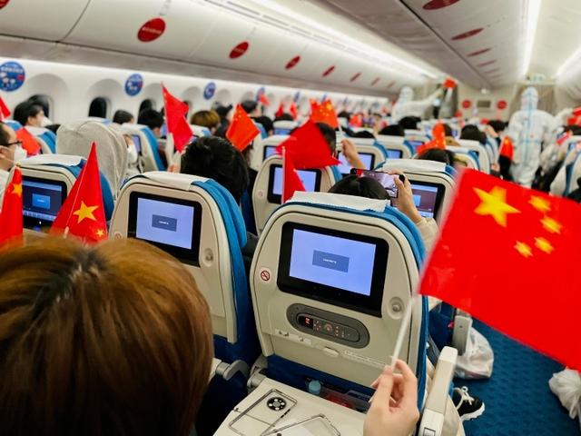 分析！包机接回湖北公民