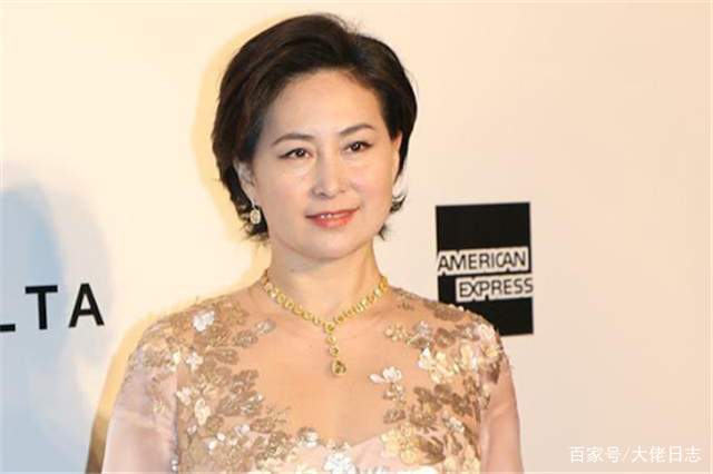 详情！何鸿燊身高“纯一不杂”