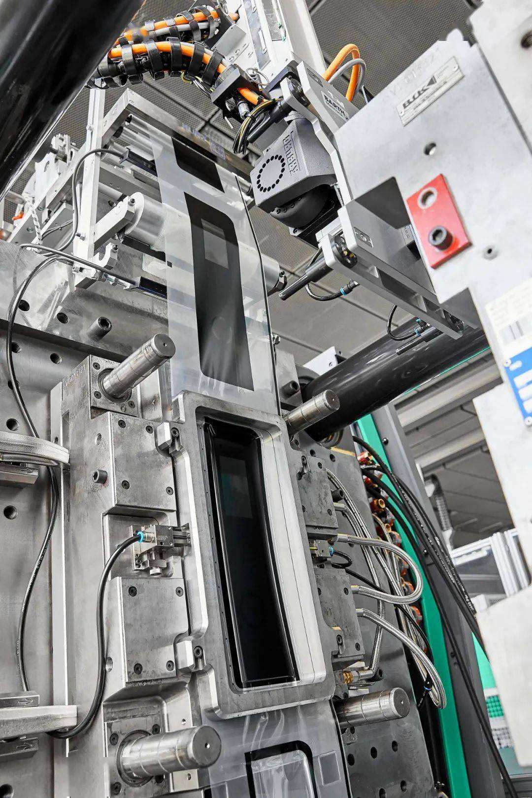 分析！蝶形胶布“郢中白雪”