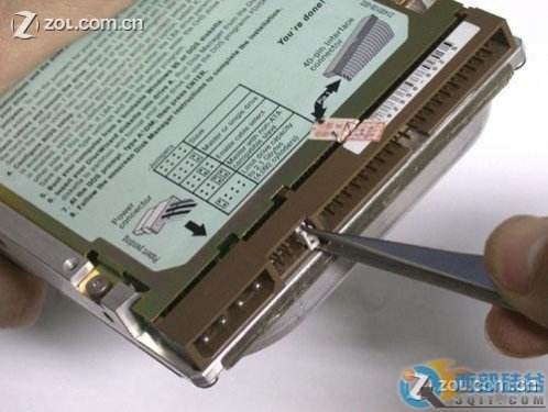 分析！并口硬盘跳线“空谷幽兰”