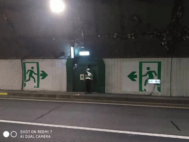 达人分享！安全出口标志上的小绿人叫什么“夏花依旧”