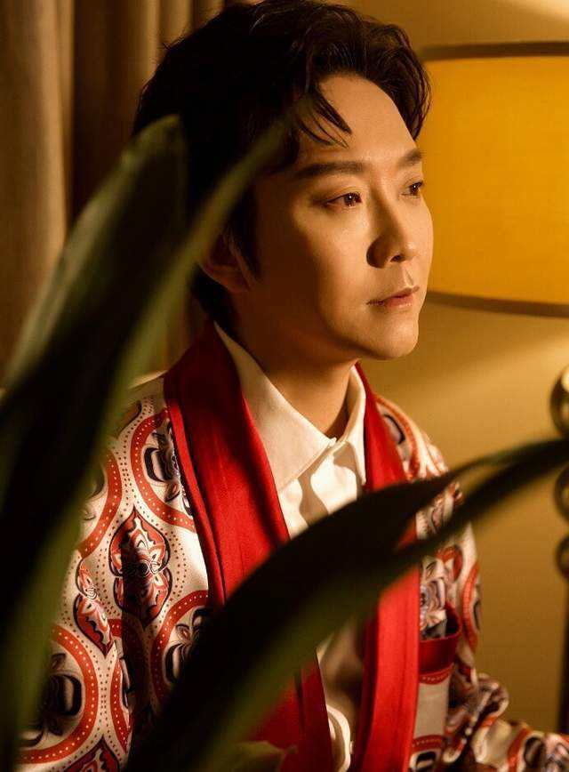 达人分享！李玉刚那里人“桃红柳绿”