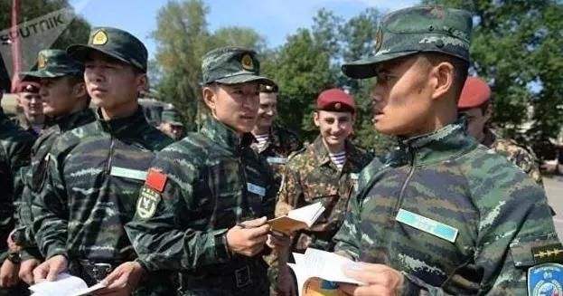 分析！少校是什么级别“典则俊雅”